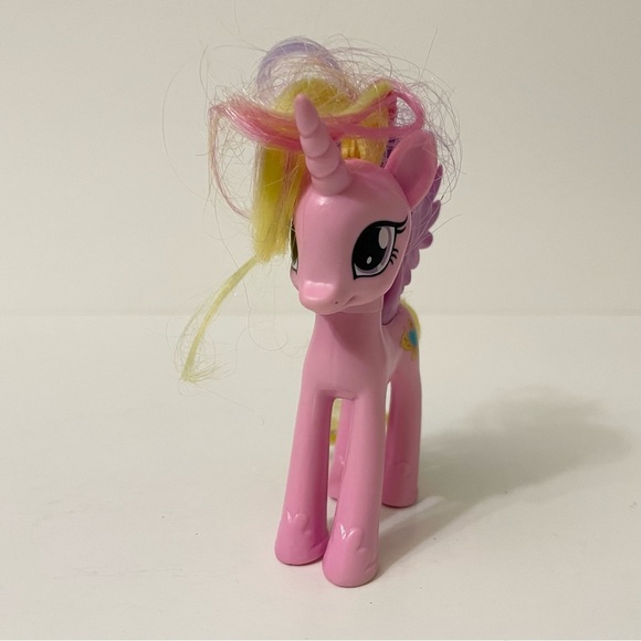 My Little Pony Princess Cadence Pink Pony MLP - Picture 4 of 12